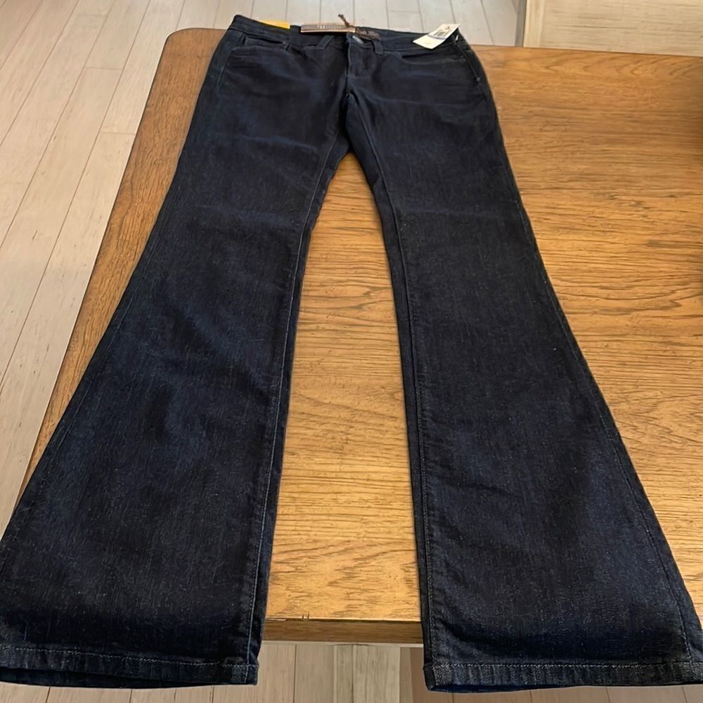 YUMMIE BLUE JEANS.  STYLE JY7001.  NEW